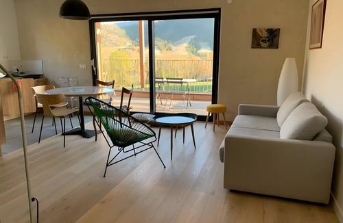 Saillans Apartment | Eco-Friendly and Contemporary Charming Cottage