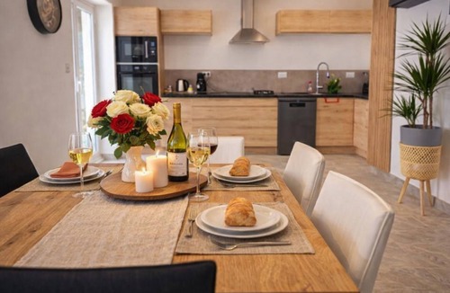 Montelimar Apartment | ✨ Ecrin Bohême ⭐ jacuzzi cosy Montélimar 💦