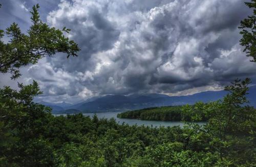 Lake Plastiras House | Eftychia’s home-Σπίτι με θέα τη λίμνη Πλαστήρα