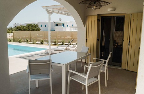 Drios Villa | Elegant Paros Villa | Villa Sunshine | 2 Bedrooms | Luxury & Privacy