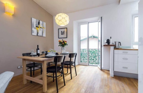 Villefranche-sur-Mer Apartment | Elegant Riviera Retreat | Steps to Beach & Dining