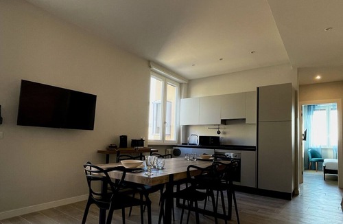 Rione XVIII Castro Pretorio Apartment | ELEMENTS#1