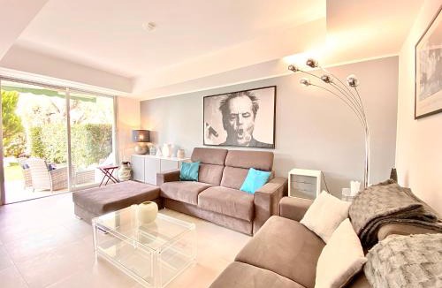 Roquebrune-Cap-Martin Apartment | Elia-parking-jardin-piscine-climatisation