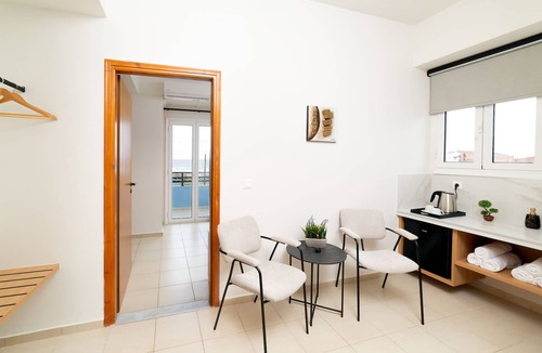 Gazi House | Emi Seaside