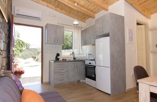 Lefktron Apartment | Emilia s Guest House With Sea View Balcony Stoupa