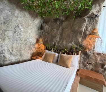 Pozzuoli Hotel | EmmejSuite