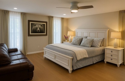 Highland House | Enjoy this Natural Preserve.