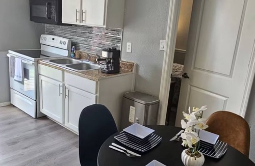 Tangelo Park House | Entire guesthouse in Orlando, Florida