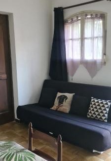 Entrecasteaux Apartment | Entrecasteaux T1 saisonnier