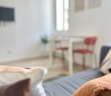 Gonfaron Apartment | Escapade en Provence, appartement cosy et tout confort
