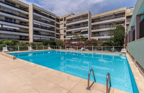 Beaulieu-sur-Mer Apartment | Etablissement