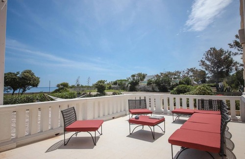 L'Assunta Villa | Exclusive beachfront villa, 6 bedrooms, garden, Monopoli