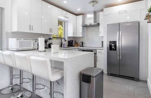 Miami Shores Villa | Exquisite 3-bedroom villa With Pool/Jacuzzi Miami Shores