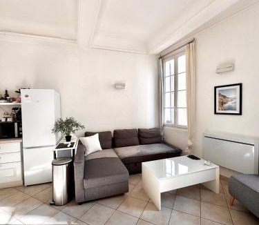 Le Beausset Apartment | Fabuleux Logement