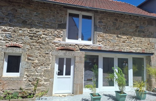 Bussieres House | Fabulous 1-bedroom house in charming Bussières for your getaway