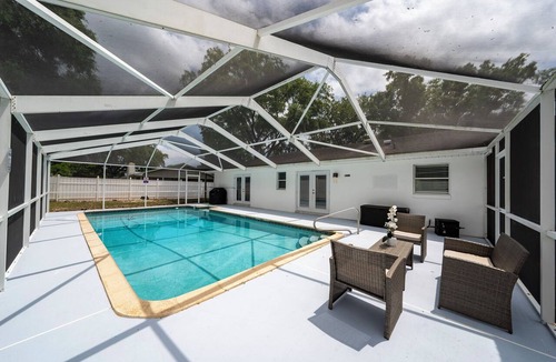 Winter Haven House | Fabulous house just a few minutes away from LEGOLAND and Peppa Pig Park