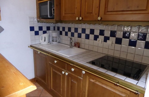 Pralognan-la-Vanoise Apartment | Family apartment with south terrace and parking