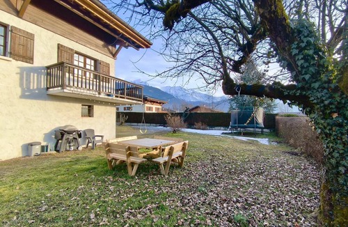Passy House | Family chalet with garden and Mont Blanc view