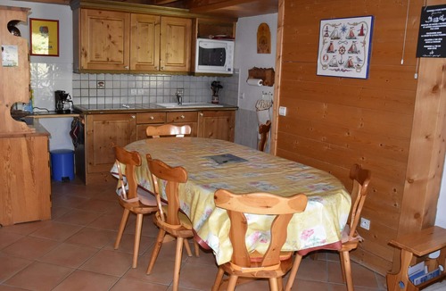 Pralognan-la-Vanoise Apartment | Family duplex 4 rooms near slopes - 7 pers