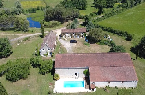 La Trimouille House | Family estate with a pool, 2 houses, and spacious outdoor areas - New