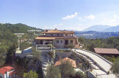 Caposele Apartment | Family-friendly apartment in villa with outdoor pool perfect to explore Campania