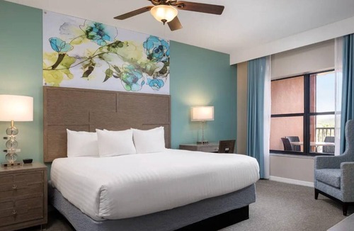 Orange Lake Resort | Family Getaway Near Disney with Resort Amenities