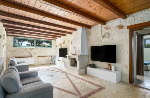 Xiro Chorio Villa | Family Villas Magic Media Resort with Private Heated Pool, Playground, Basketball & Game Room