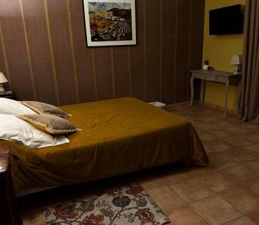 Jonquerettes Villa | Farm House