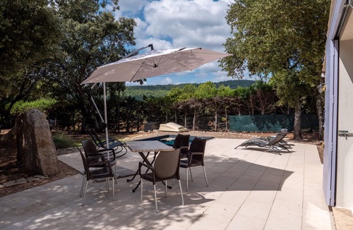 Fox-Amphoux Apartment | Fleur de Romarin - Avec piscine privée