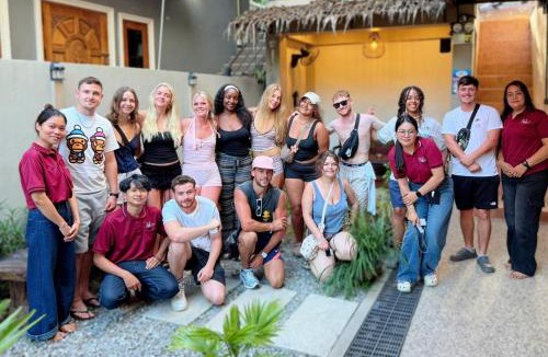 Khlong Sok Hostel | Flora Hostel KhaoSok