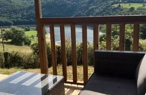 Cordelle House | Flower Camping de Mars * - Woodlodge View Loire Comfort 26m2 - 2 bedrooms + terrace 4 people