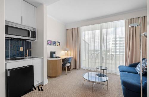 Mid Beach Apartment | FontaineBleau Ocean View with Balcony & Beach Access