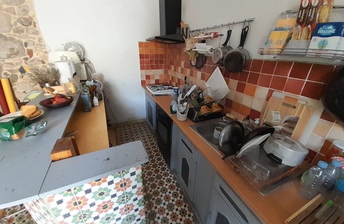 Saint-Florent-sur-Auzonnet Bed & Breakfast | Former rectory across from the church. Pets are allowed at no extra charge.