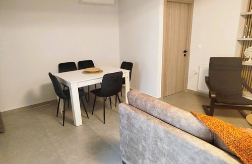 Trikala Apartment | Frank & Jimmy’s Apartment II