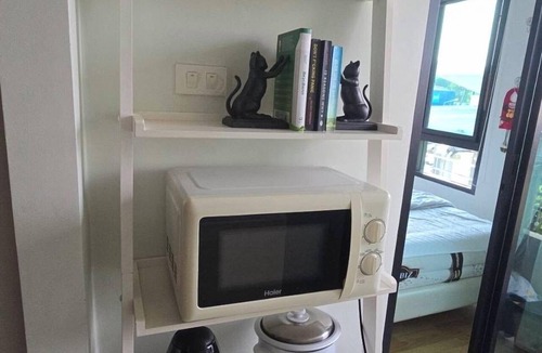 Phuket Condo | Free wifi /Full kitchen :⁠-⁠D Center of city town.
