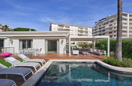 Pointe Croisette Villa | FRGK Villa Maria Croisette Luxury Cannes Villa ne