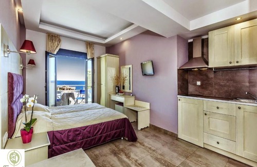 Plomari Apartment | Frini Studios
