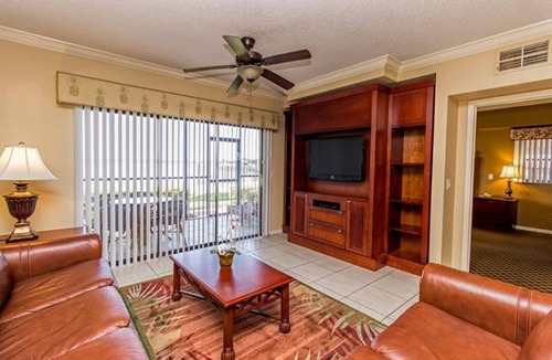 Florida Central Atlantic Coast Hotel | Fully furnished 2-bedroom apartment at Westgate Lakes Resort & Spa