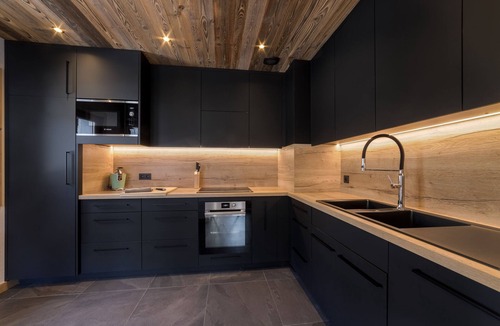 Les Contamines-Montjoie Ski Chalet | Fully renovated La Datcha family chalet, ski room and playroom
