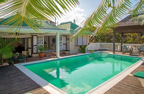 Silver Sands House | Fully Staffed, Beachside Cottage with Private Pool - 30 Sec Walk From Beach