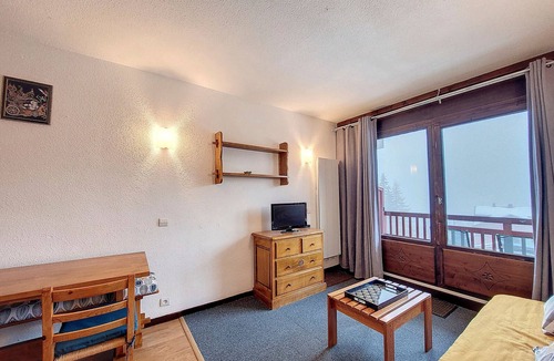 La Rosiere Apartment | Functional studio near slopes and shops, balcony and mountain corner