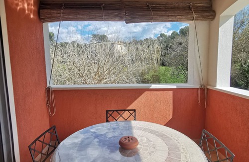 Le Cannet-des-Maures Apartment | Furnished 2-bedroom apartment "Le Nid des maures", shared pool and jacuzzi