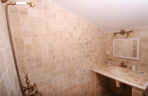 Allegre Les Fumades House | Gîte de Charme Joss, Spa et Fitness