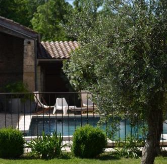 Chabeuil Bed & Breakfast | gîte Ferme St Pierre drôme, 2-4 personnes, prestations diverses
