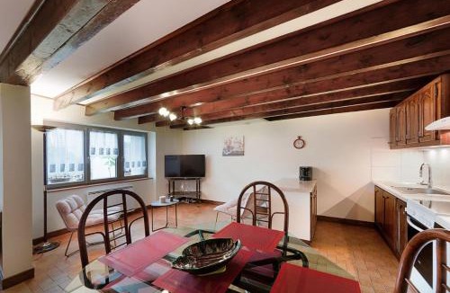 Saix House | Gîte les mésanges