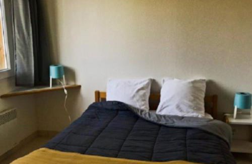 Saint-Gervais-d'Auvergne Other | Gîte pour 6 personnes avec terrasse et cuisine équipée - API-1-52-1376