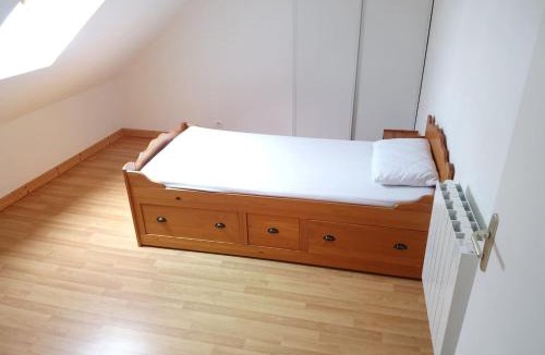 Dompierre-sur-Besbre House | Gîte Valentin