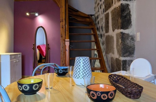 Arlempdes House | Gîtes mitoyens avec vue sur la Loire - 10 pers. - FR-1-582-156