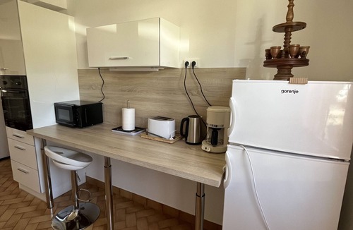 Le Poet-Laval Apartment | Garden apartment with mountain views