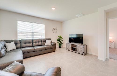 Fedhaven House | Gated Poinciana Resort: Family-Friendly Escape!